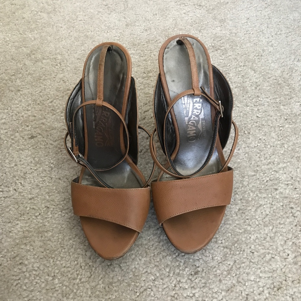 Salvatore Ferragamo Sandals 6.5