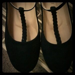 Black velvety flats