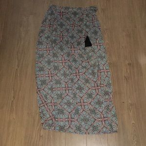 Maxi skirt