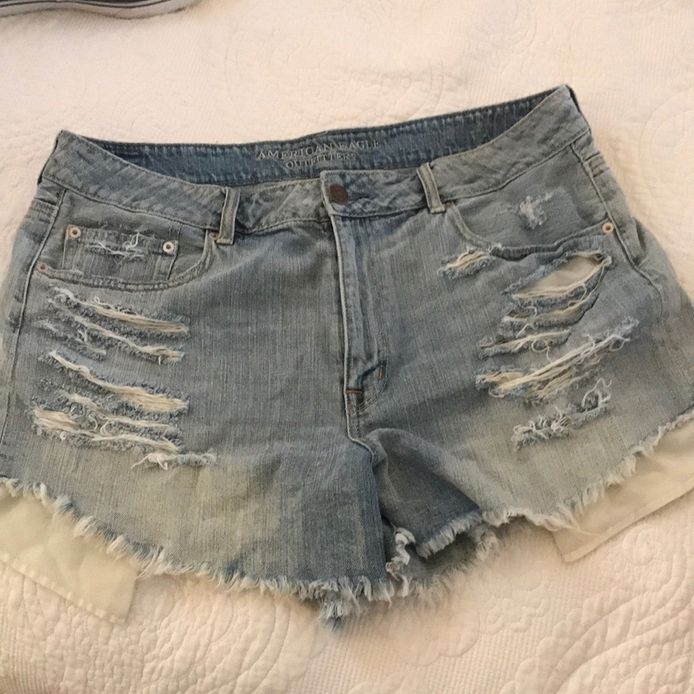 American Eagle High Rise Shorts!