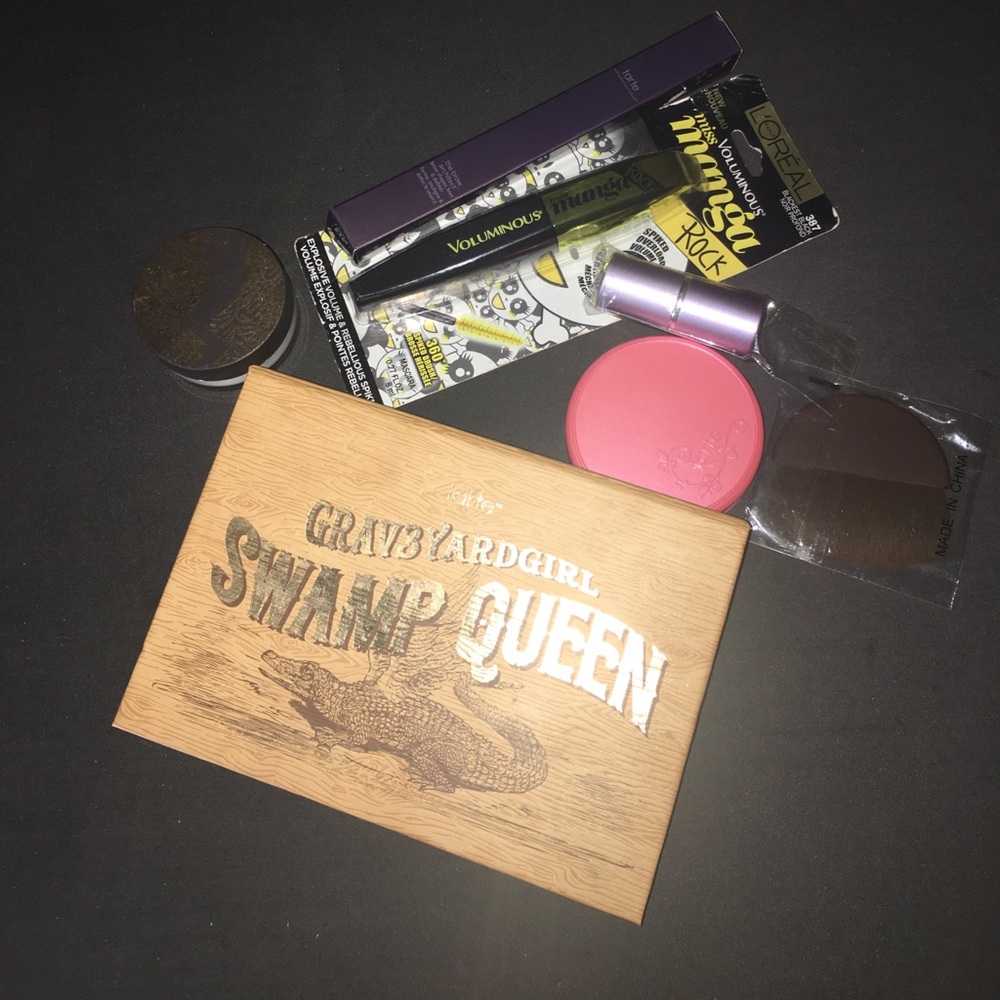 Tarte Makeup Bundle with extra surprise gift ☺️