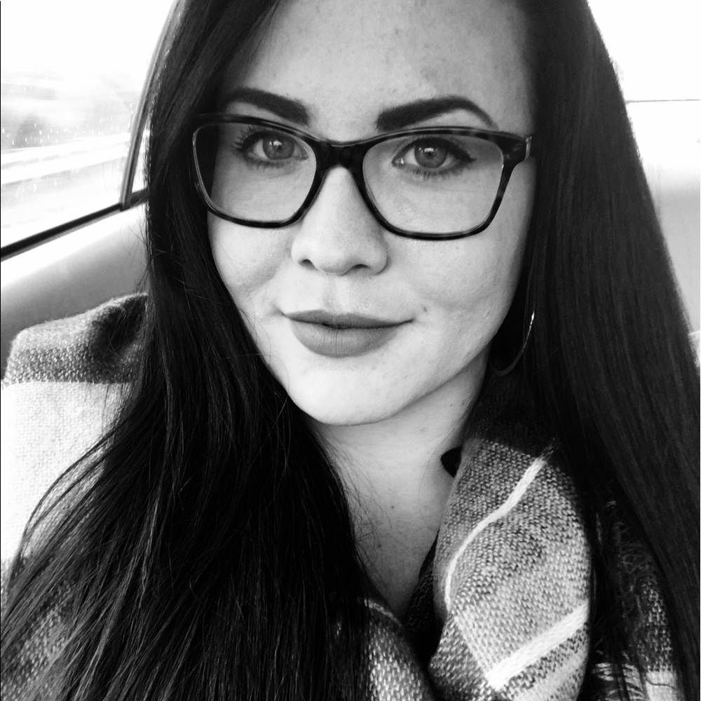 Meet your Posher, Sarah