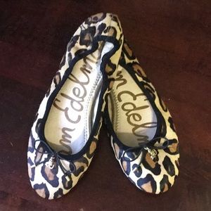Sam Edelman Cheetah print flats