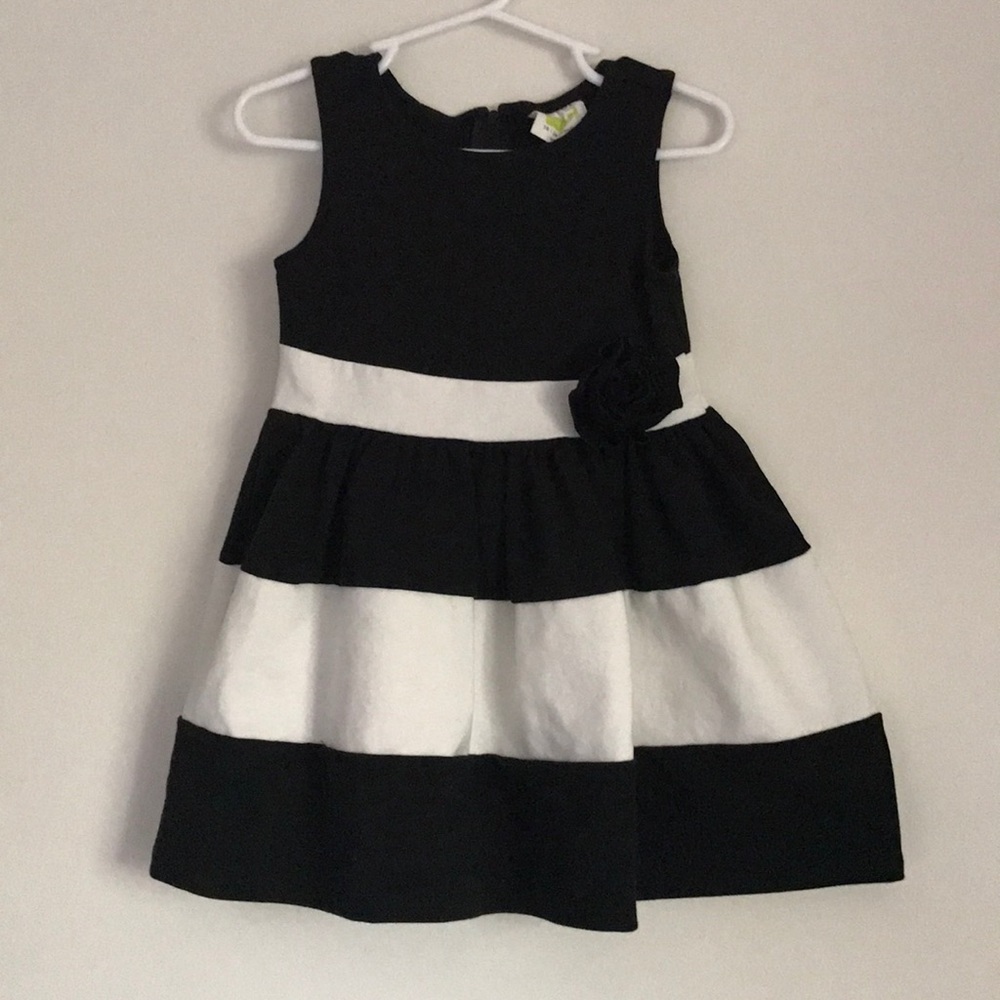 Girls black & white dress