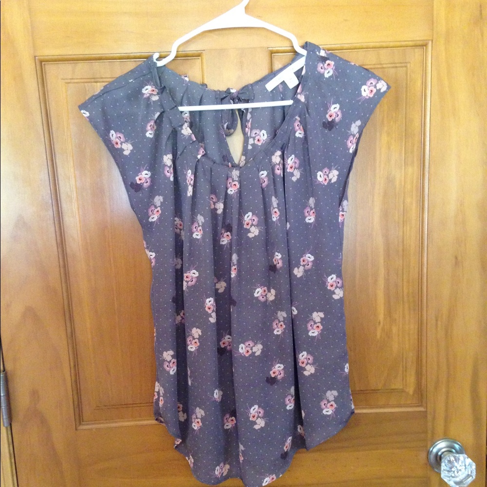 Lauren Conrad flowy top