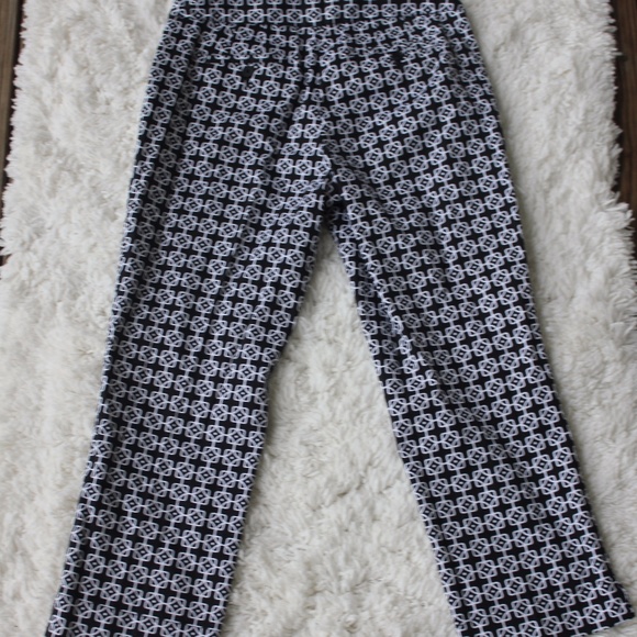 Laundry By Shelli Segal Black & White Printed Crop - Picture 3 of 8