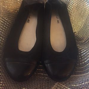 Size 13 American eagle black dress shoes