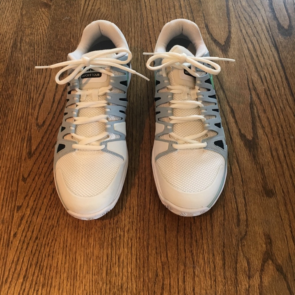 Nike Zoom Vapor 9 Tour Tennis Shoe
