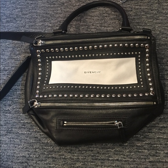 GIvenchy Pandora Medium Black & White Studded Bag - Picture 4 of 6