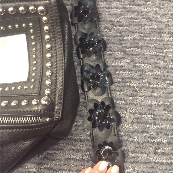 GIvenchy Pandora Medium Black & White Studded Bag - Picture 6 of 6