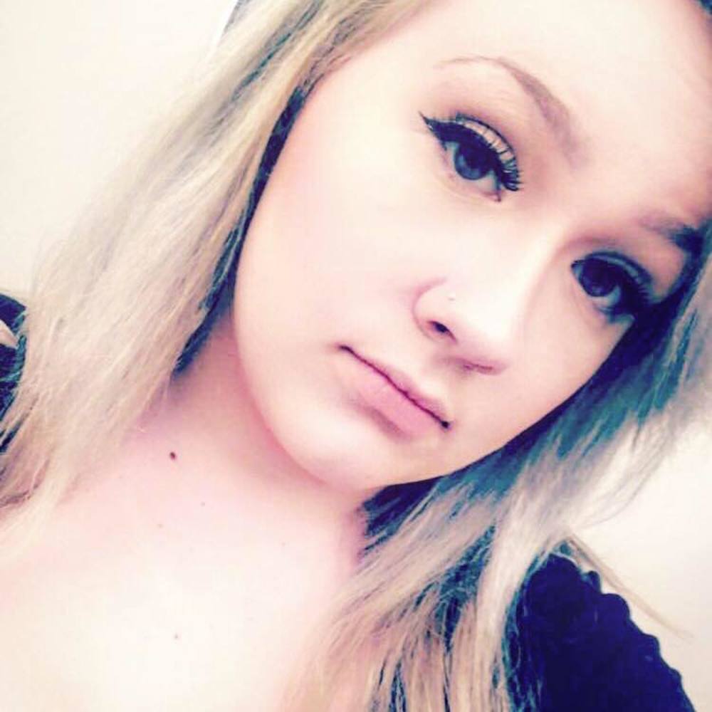 Meet your Posher, Amber