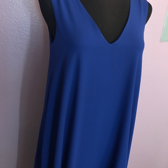 Beautiful BCBG Royal Blue Dress💙💙💙 - Picture 3 of 4
