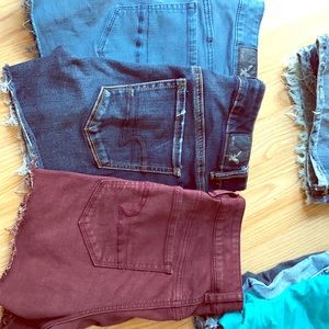 3 pairs of SZ 4 SHORTS