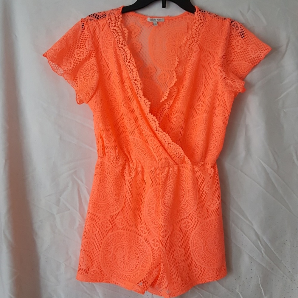 Short-sleeved summer romper