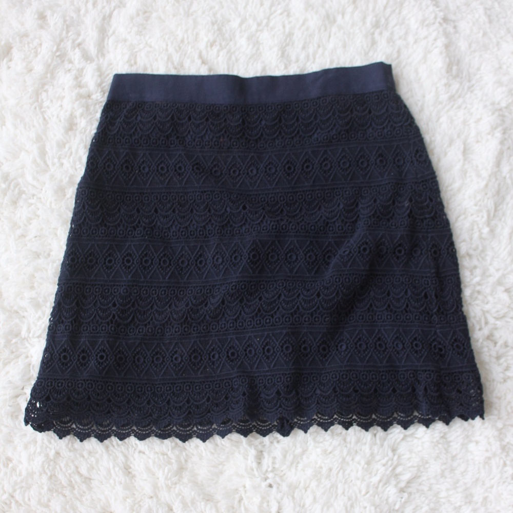 LOFT a-line skirt navy zip up back elastic waist
