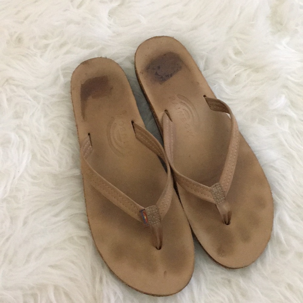 Rainbow narrow strap flip flop, sz 9