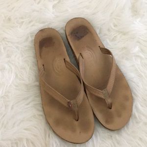 Rainbow narrow strap flip flop, sz 9