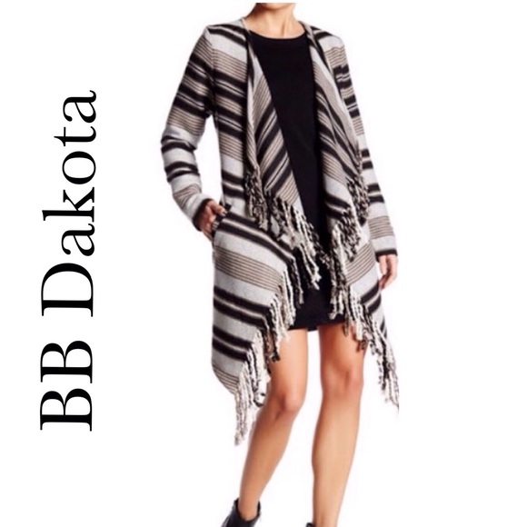 BB Dakota Jackets & Blazers - BB DAKOTA SPARROW FRINGE BLANKET SWEATER COAT