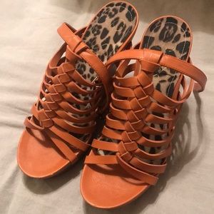 Jessica Simpson wedges
