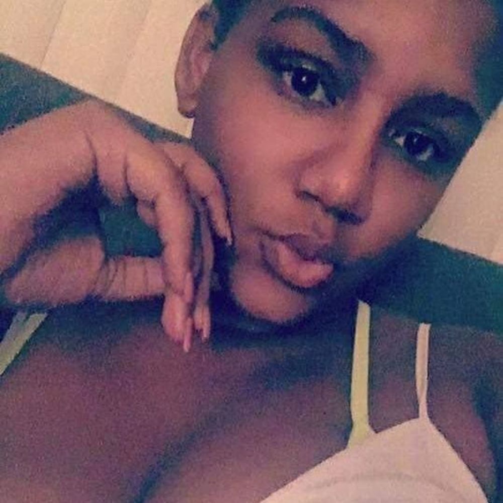 Meet your Posher, Jay'la