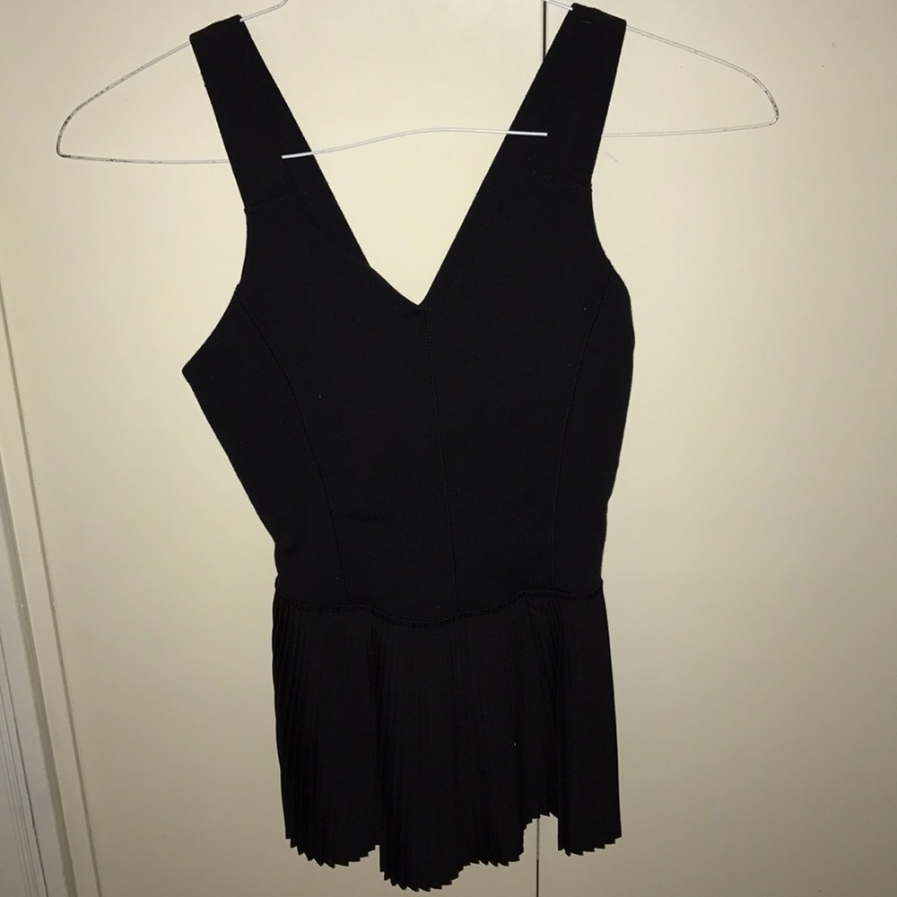 Lululemon tank top size 4