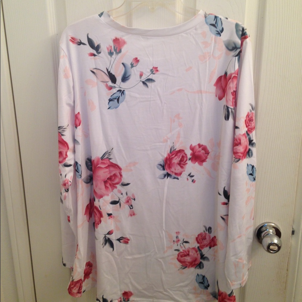 Floral Shirt. - Picture 2 of 4