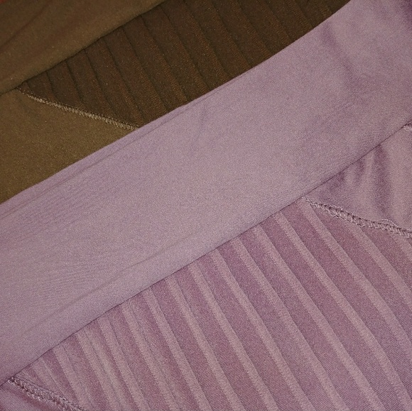 🏷️LAST PAIR🏷️🌿HIGH WAISTED MOTO LEGGINGS🌿 - Picture 5 of 6