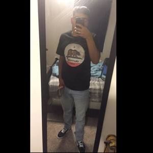 Meet your Posher, Carlos