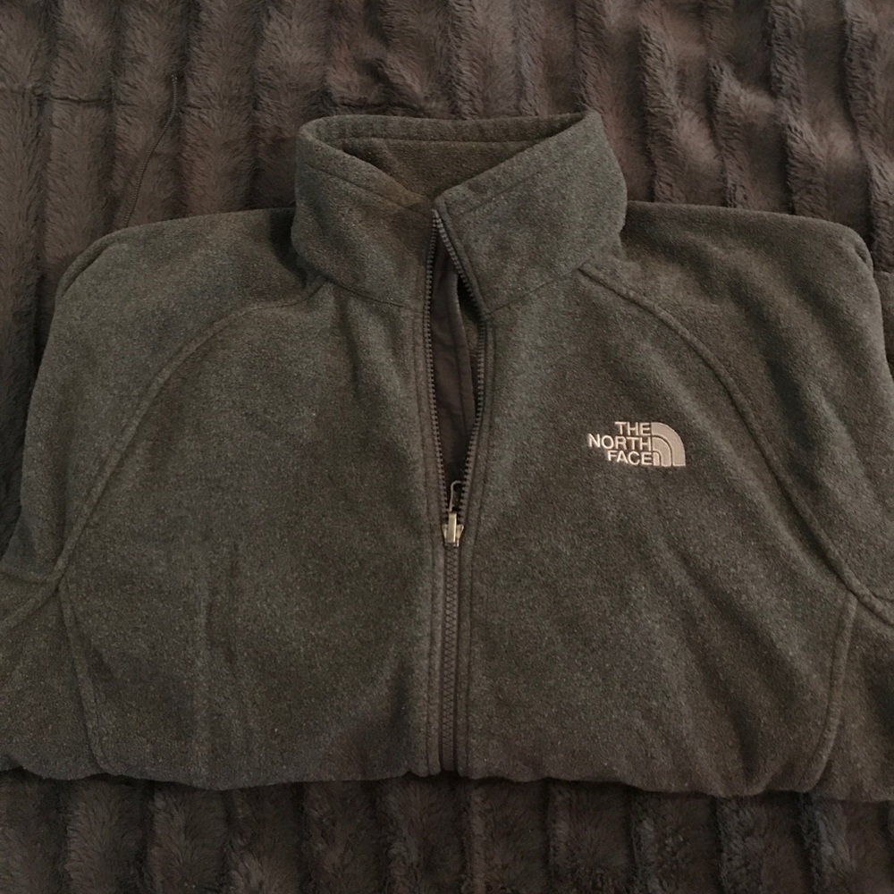 Men's Grey North Face fleece jacket