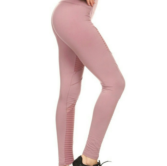 🔴LAST PAIR🔴🌿HIGH WAISTED LEGGINGS🌿 - Picture 3 of 6