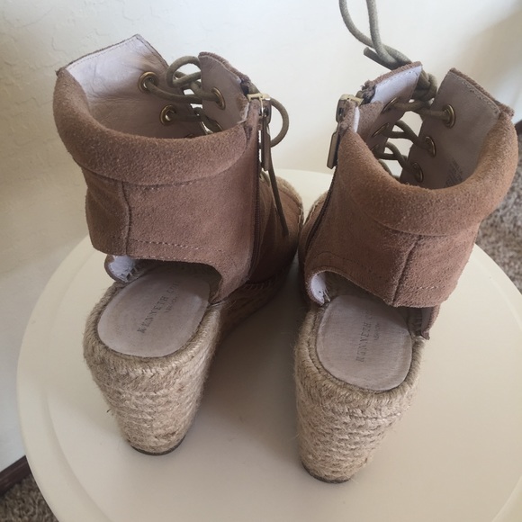 Kenneth Cole New York Lace Up Wedge - Picture 4 of 4