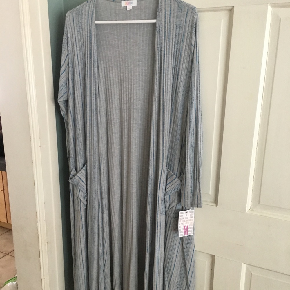 NWT LuLaRoe medium Sarah.