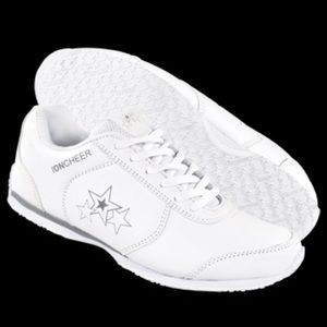 Ion Cheer womens/juniors shoes - Size 8 White