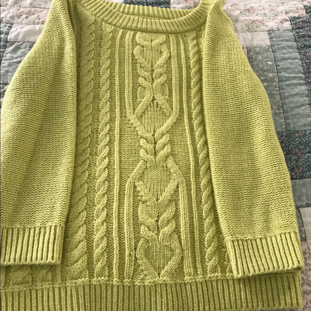 ❄️Old Navy cable knit sweater❄️