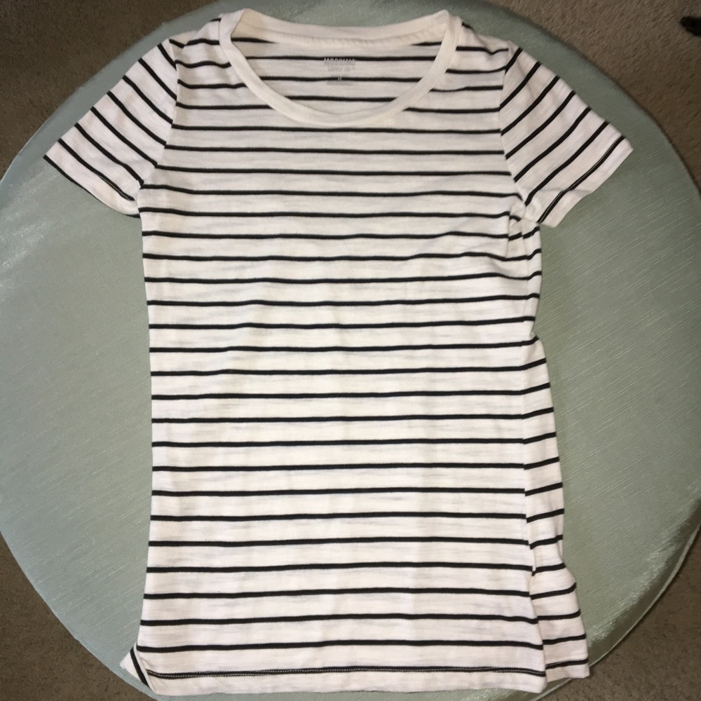 Mossimo Supply Co Striped Shirt 🖤