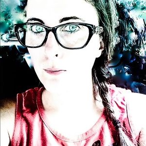 Meet your Posher, Victoria