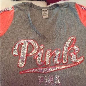 Vs pink shirt.