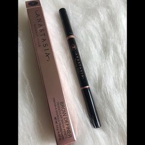 Anastasia Beverly Hills Brow Definer