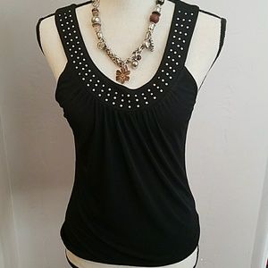 🥀NEW YORK & COMPANY 🥀embellished top