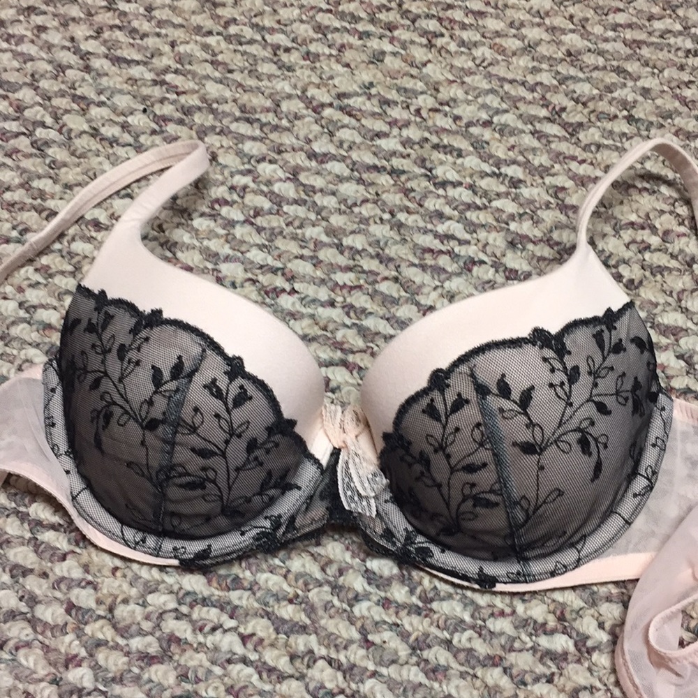 Victoria's Secret bra