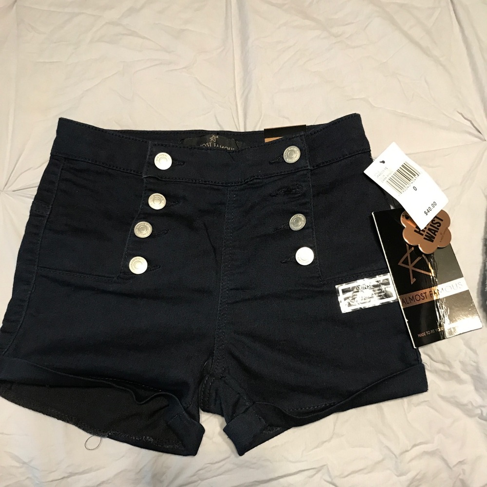 High wasted navy blue shorts
