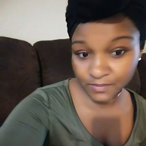 Meet your Posher, Diamond