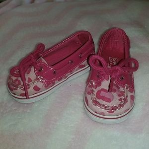 Sperrys infant shoes