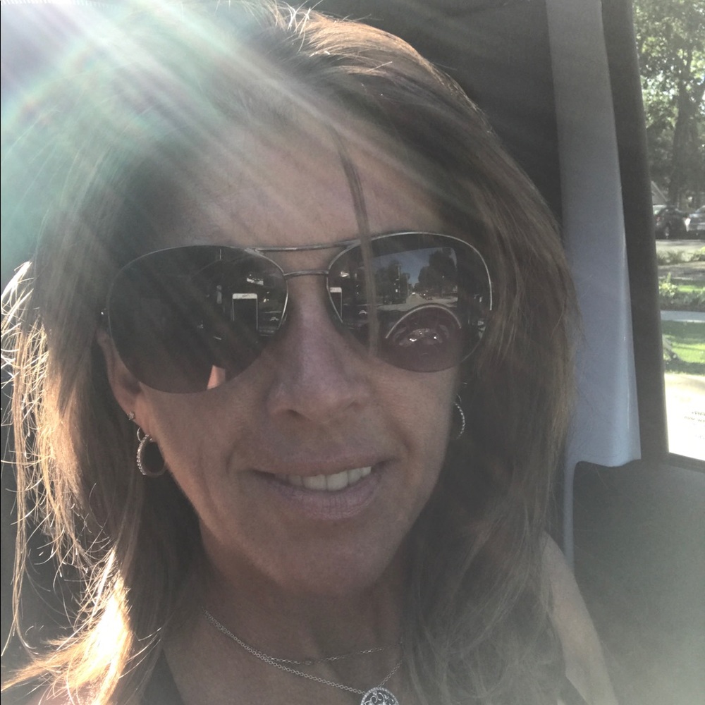 Meet your Posher, Wendy