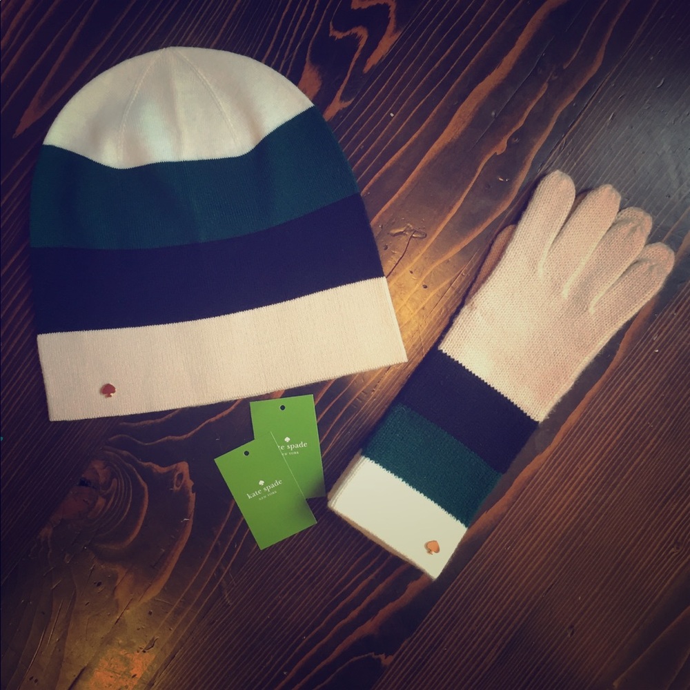 Kate Spade hat & gloves set