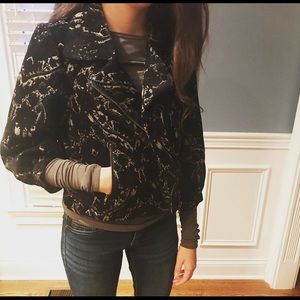 Free People Jacket velvety black gold with zippers