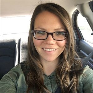 Meet your Posher, Ashley