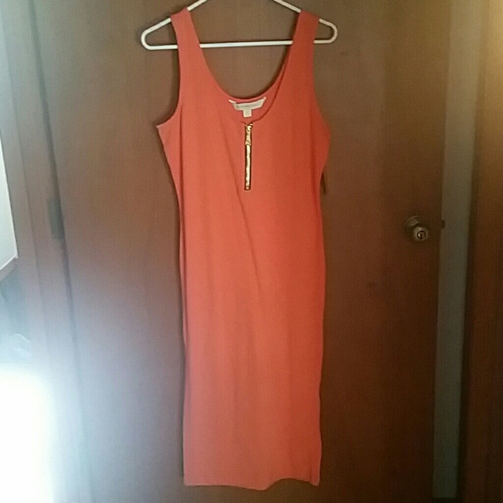 Nikki minage dress