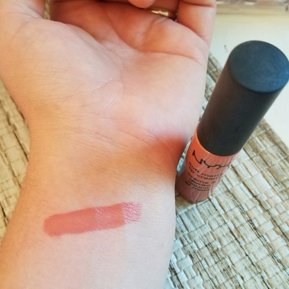 SOLD NYX Soft Matte Lip Cream Bundle - Picture 7 of 7