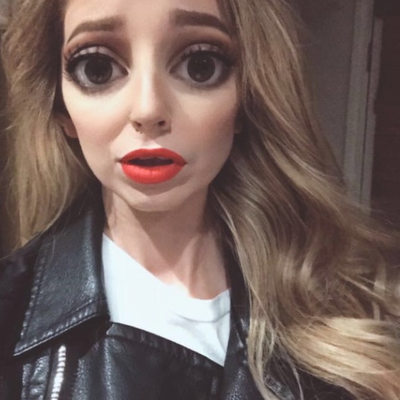 Meet your Posher, Louise - Picture 3 of 5